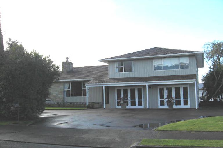 Photo of property in 16 Plunket Street, Solway, Masterton, 5810