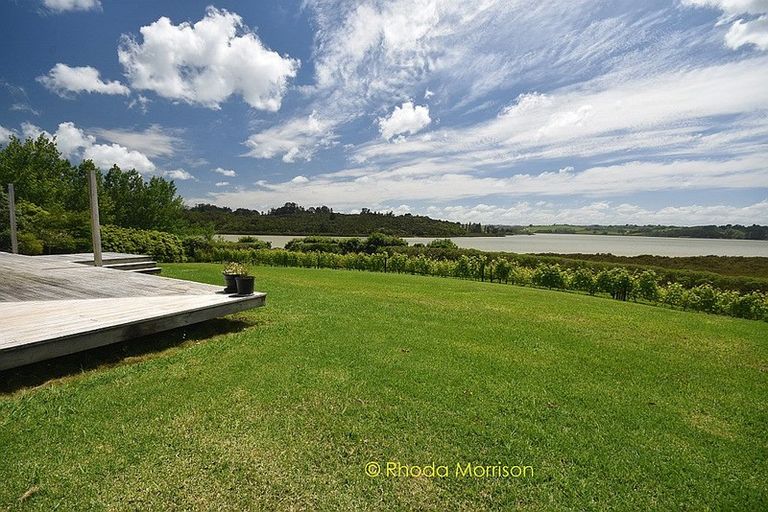 Photo of property in 245 Metcalfe Road, Matakohe, 0593