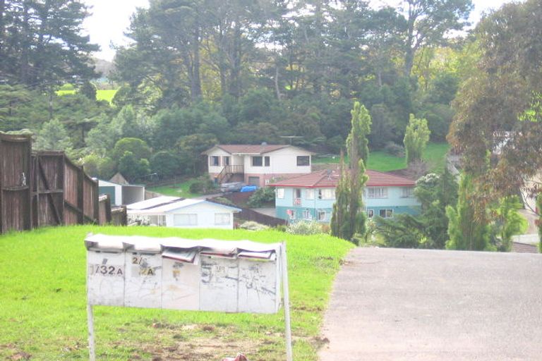 Photo of property in 2/32a Helena Street, Massey, Auckland, 0614