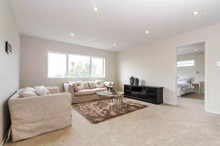 Photo of property in 216e Metcalfe Road, Ranui, Auckland, 0612