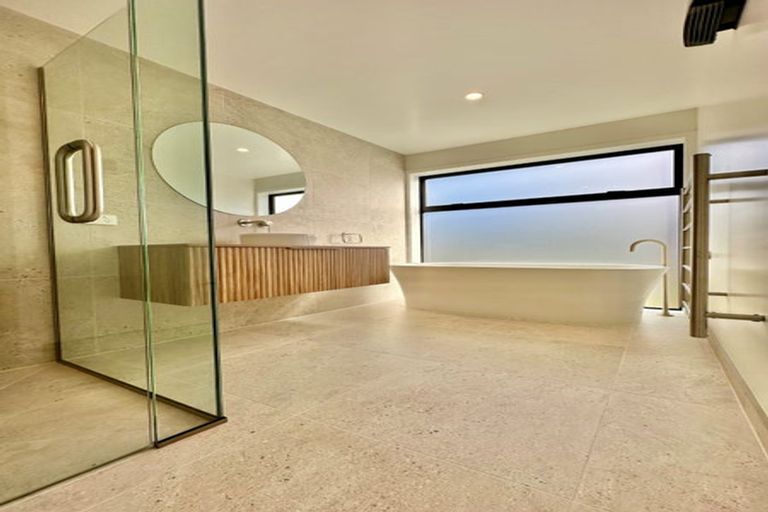 Photo of property in 10 Whareatea Road, Redwoodtown, 7201