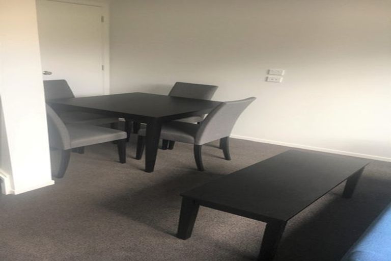 Photo of property in 2/113 Knighton Road, Hillcrest, Hamilton, 3216