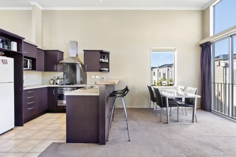 Photo of property in 17/15 Roxburgh Street, Mount Victoria, Wellington, 6011