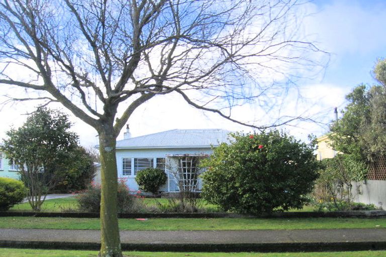 Photo of property in 228 Mayfair Avenue, Mayfair, Hastings, 4122