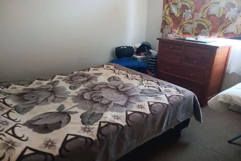 Photo of property in 2/3 Ririno Place, Manurewa, Auckland, 2102