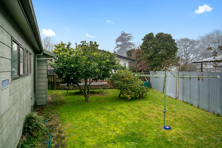 Photo of property in 4 Vennell Street, Leamington, Cambridge, 3432