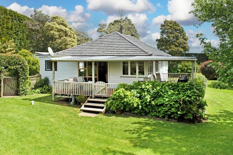 Photo of property in 214 Glenbrook Beach Road, Glenbrook, Waiuku, 2681