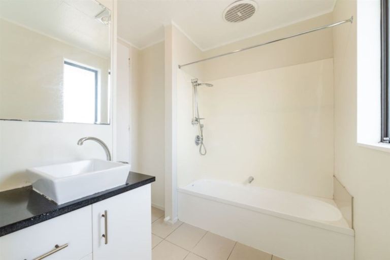 Photo of property in 2/13 Jutland Road, Manurewa, Auckland, 2102