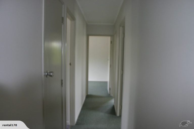 Photo of property in 12 Ransom Smyth Drive, Goodwood Heights, Auckland, 2105