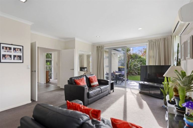 Photo of property in 61 Applefield Court, Northwood, Christchurch, 8051