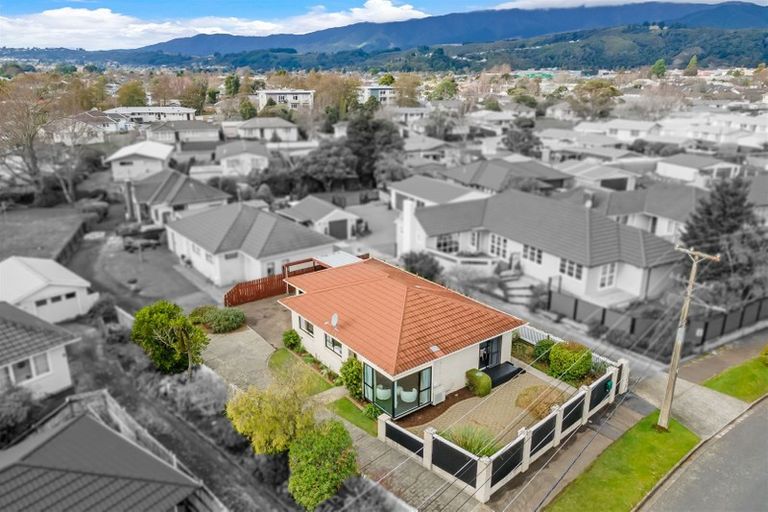 Photo of property in 1/63 Fraser Crescent, Elderslea, Upper Hutt, 5018