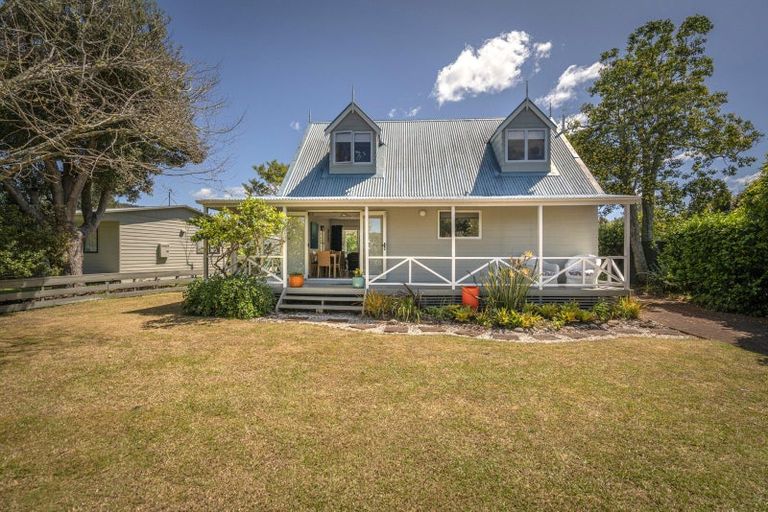 Photo of property in 8 Cory Wright Drive, Tairua, 3508