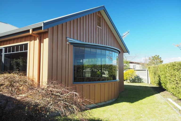 Photo of property in 7 Carpentras Way, Nukuhau, Taupo, 3330