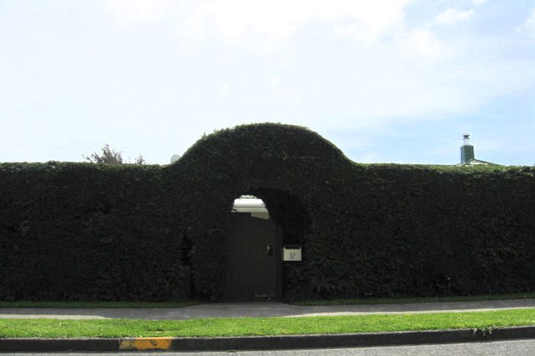 Photo of property in 22 Sadlier Street, Stoke, Nelson, 7011