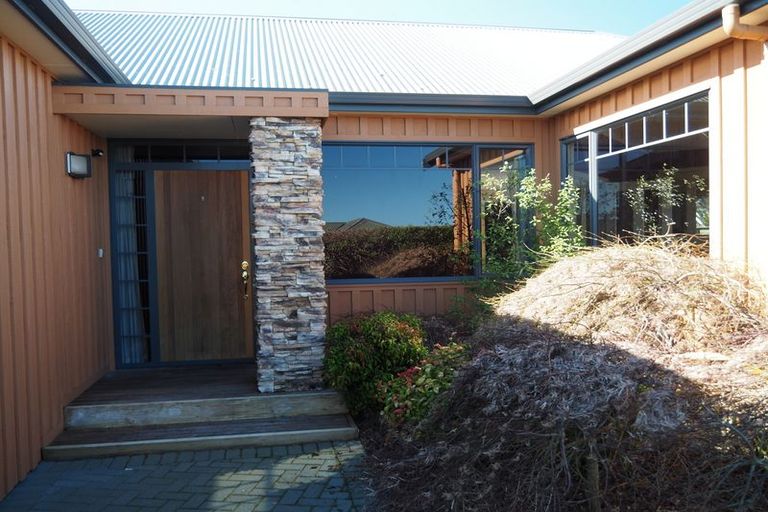 Photo of property in 7 Carpentras Way, Nukuhau, Taupo, 3330