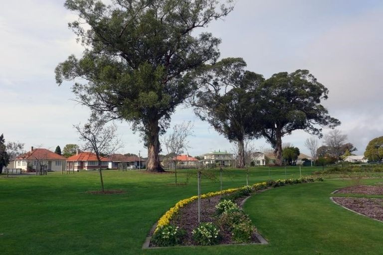 Photo of property in 1/40 Russell Road, Marewa, Napier, 4110