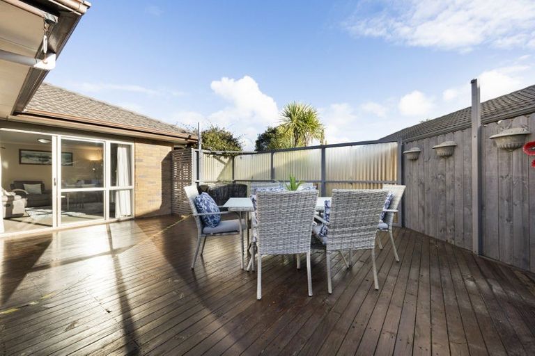 Photo of property in 16 Ploughmans Avenue, Pukekohe, 2120