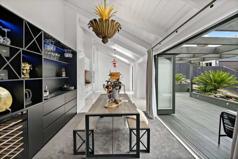 Photo of property in 26 Braemar Road, Castor Bay, Auckland, 0620