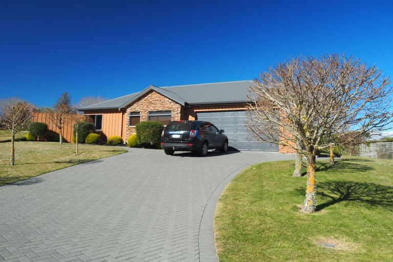 Photo of property in 7 Carpentras Way, Nukuhau, Taupo, 3330