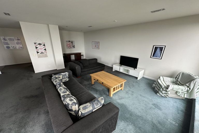 Photo of property in 22 Liardet Apartments, 22 Liardet Street, New Plymouth, 4310