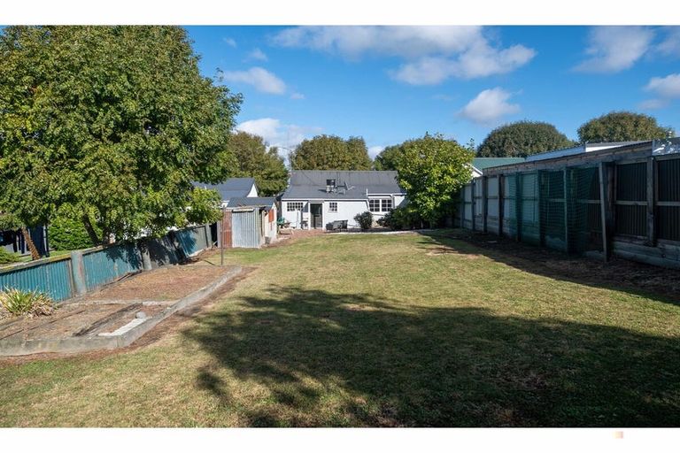 Photo of property in 22 Memorial Avenue, Parkside, Timaru, 7910