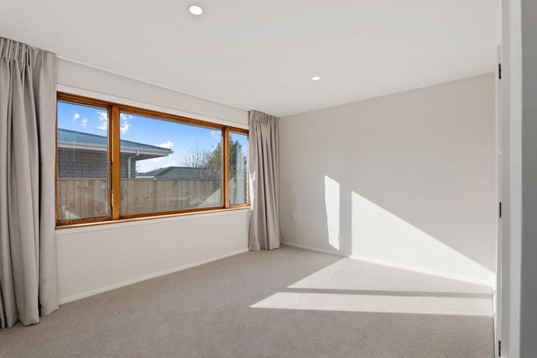 Photo of property in 43 Springbank Street, Bryndwr, Christchurch, 8053