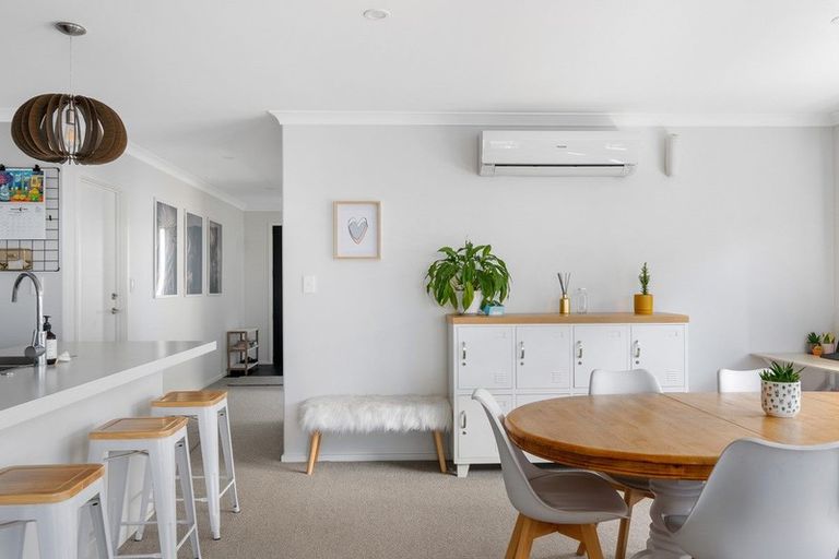 Photo of property in 59 Harding Drive, Papamoa Beach, Papamoa, 3118