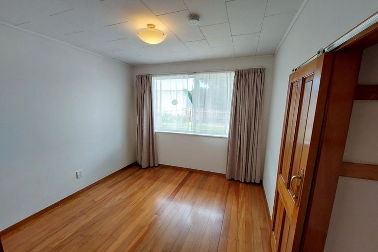 Photo of property in 125 Cascades Road, Pakuranga Heights, Auckland, 2010