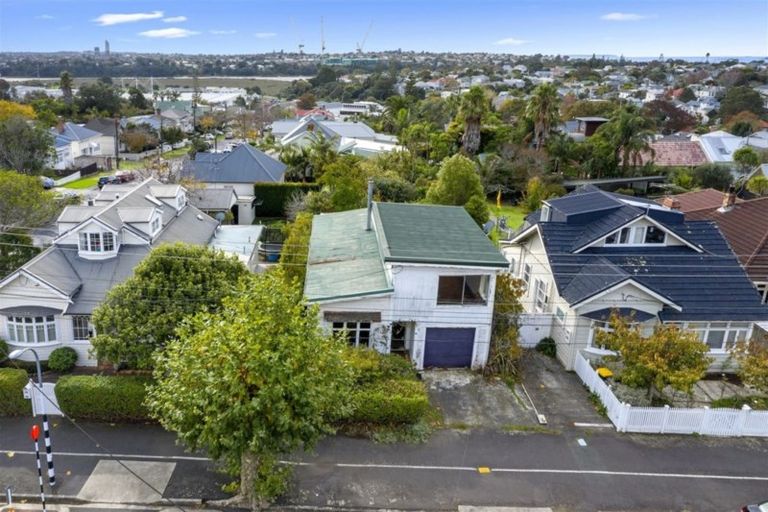 Photo of property in 54 Calliope Road, Devonport, Auckland, 0624