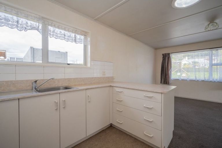 Photo of property in 24 Scotland Street, Roxburgh, 9500