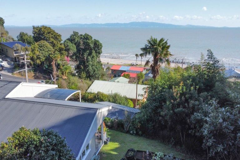 Photo of property in 5 Adams Road, Thornton Bay, Thames, 3575