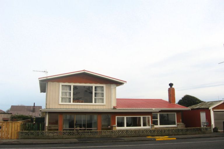 Photo of property in 649 Marine Parade, Napier South, Napier, 4110