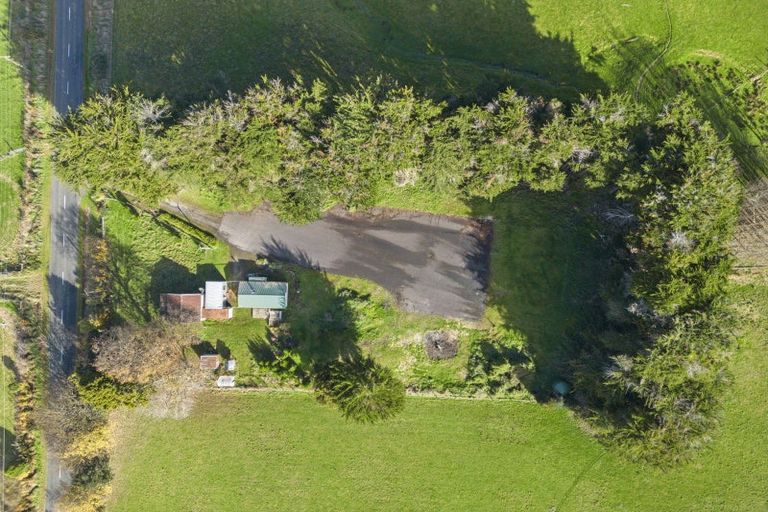 Photo of property in 251 Apiti Road, Kimbolton, Feilding, 4777