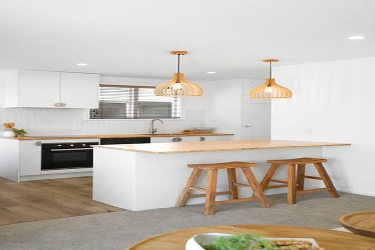 Photo of property in 26 Seaview Road, Otumoetai, Tauranga, 3110