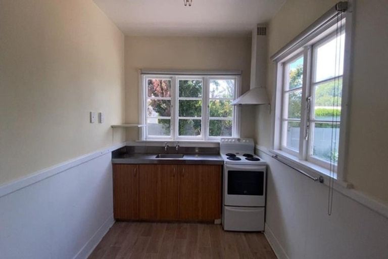 Photo of property in 56 Mackworth Street, Woolston, Christchurch, 8062