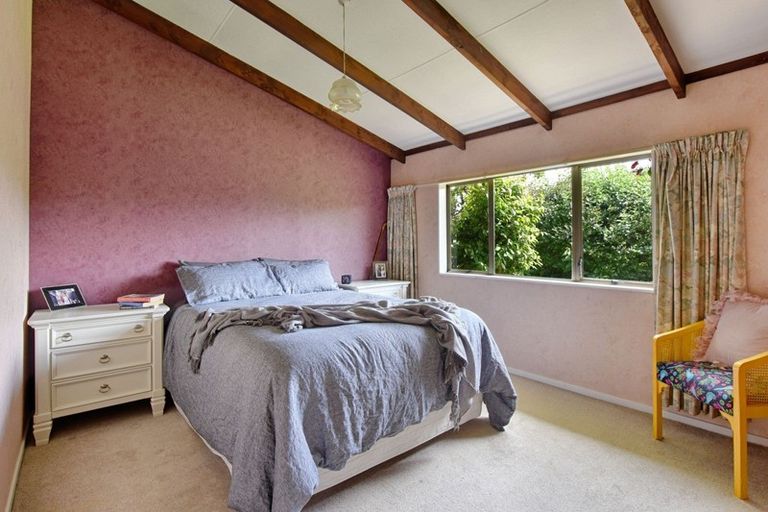 Photo of property in 12 Belmont Place, Gore, 9710