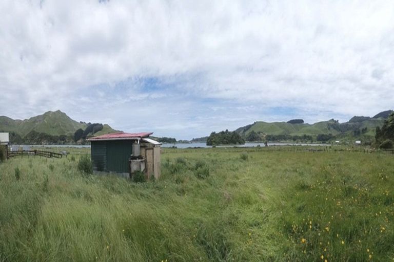 Photo of property in 97a Te Mahoe Road, Mokau, 4376