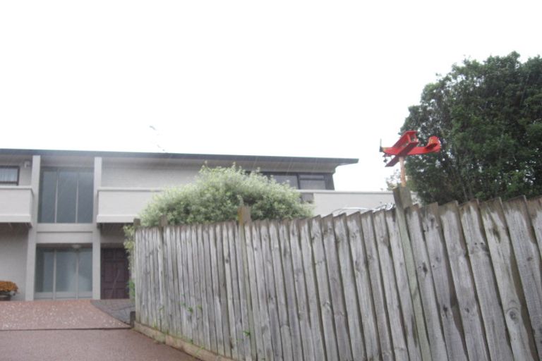 Photo of property in 39 Castleton Drive, Howick, Auckland, 2014