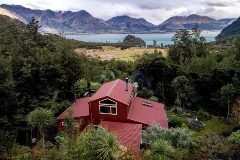 Photo of property in 17 Tall Tree Lane, Mount Creighton, Queenstown, 9371