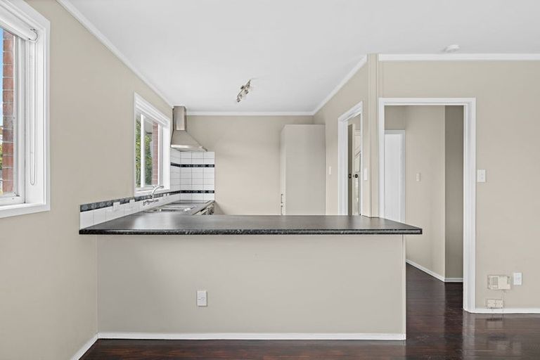 Photo of property in 17 Helvetia Drive, Browns Bay, Auckland, 0630