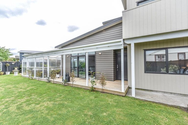 Photo of property in 13 Kamahi Street, Castlecliff, Whanganui, 4501