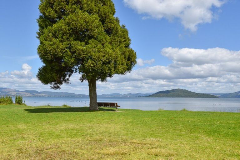 Photo of property in 13/1420 Hamurana Road, Mourea, Rotorua, 3074