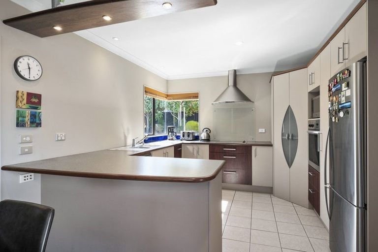 Photo of property in 37 Acacia Bay Road, Nukuhau, Taupo, 3330
