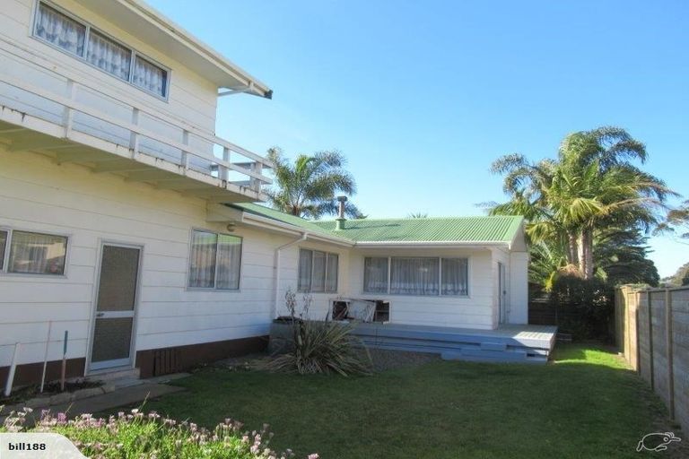 Photo of property in 16b Fairway Avenue, Red Beach, 0932