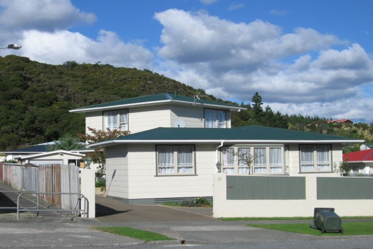 Photo of property in 70 Meremere Street, Wainuiomata, Lower Hutt, 5014