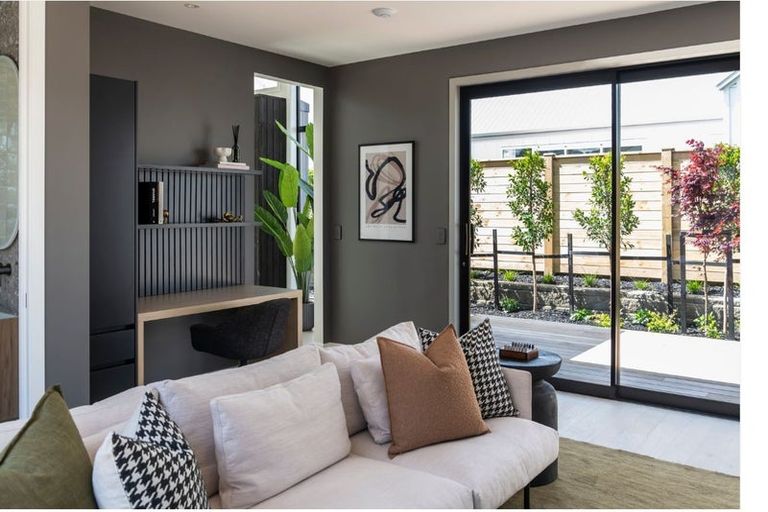 Photo of property in 2 Maeha Drive, Matakana, 0985