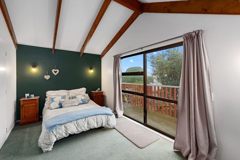 Photo of property in 6 Kainui Road, Raumati South, Paraparaumu, 5032