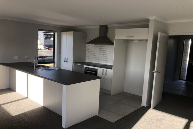 Photo of property in 6 Albatross Lane, Welcome Bay, Tauranga, 3112
