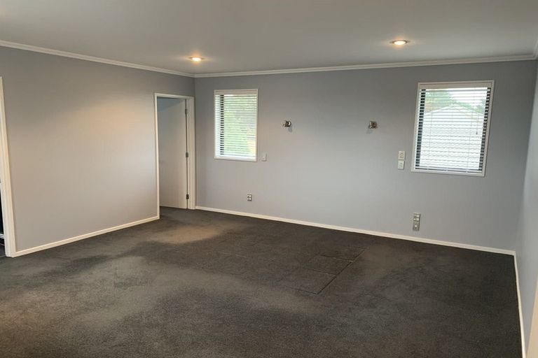 Photo of property in 3 Foresters Crescent, Parklands, Christchurch, 8083