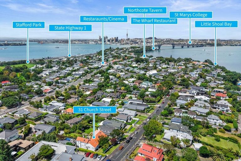 Photo of property in 31 Church Street, Northcote Point, Auckland, 0627